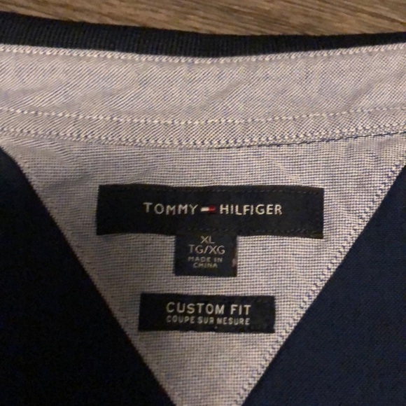 Men's Tommy Hilfiger Button up - Picture 5 of 6
